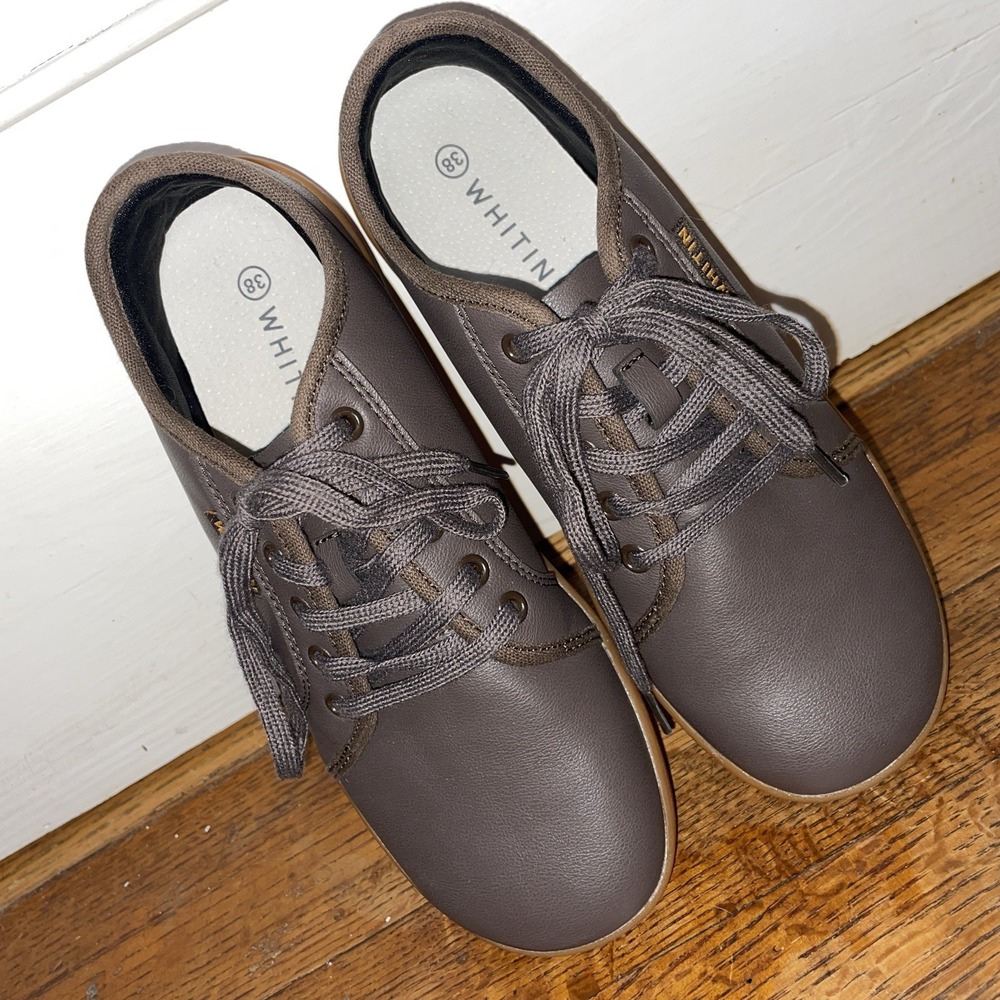 NWOT Whitin Bare Foot Shoes 38 Dark Olive Green Laced Wide Box Shoe